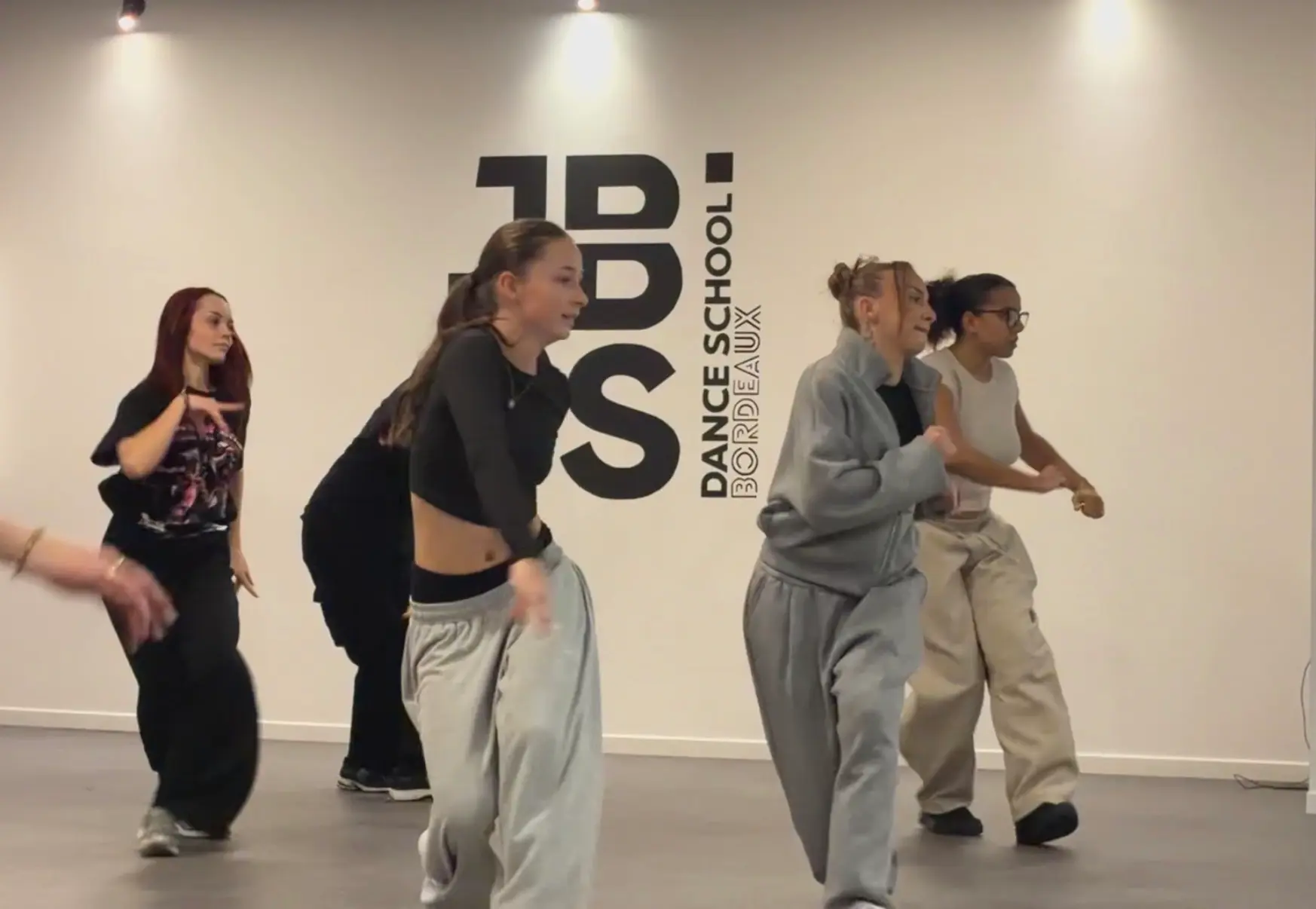 Latino Reggaeton - JBDS Danceschool à Bordeaux et Langon